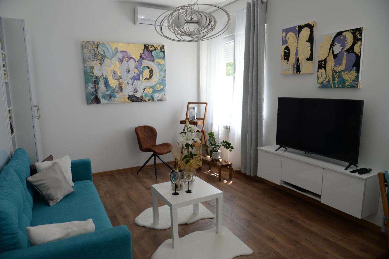 Apartment Krins Novi Sad Extérieur photo